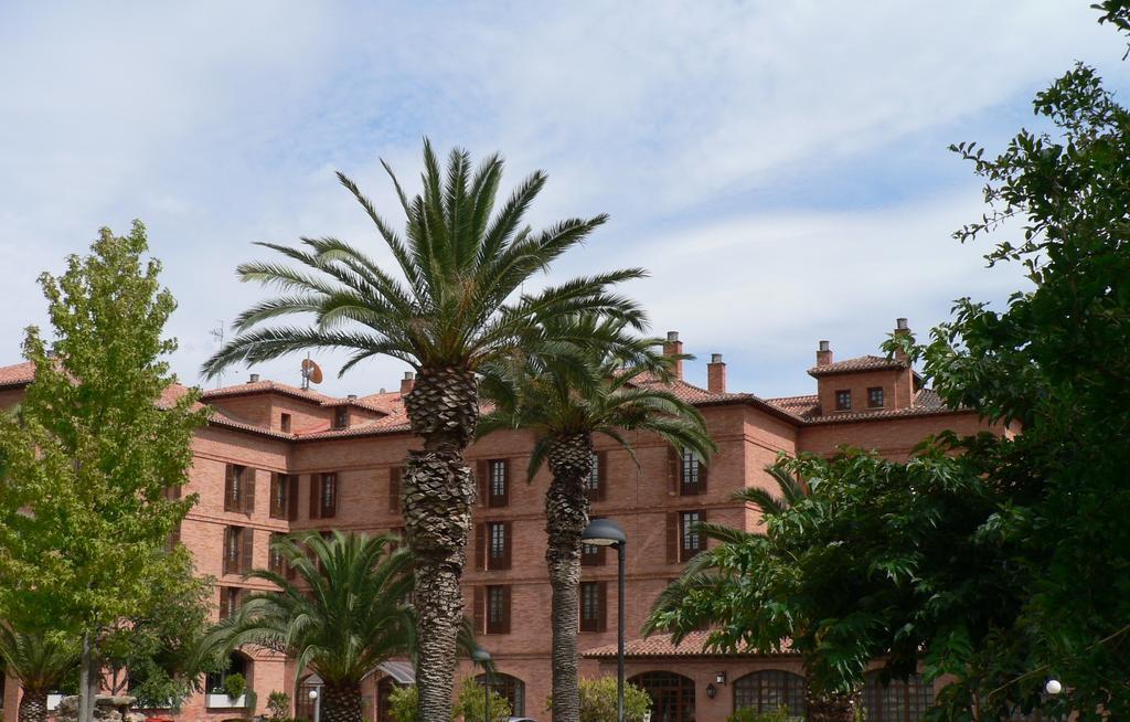 Parador De Calahorra Exterior foto